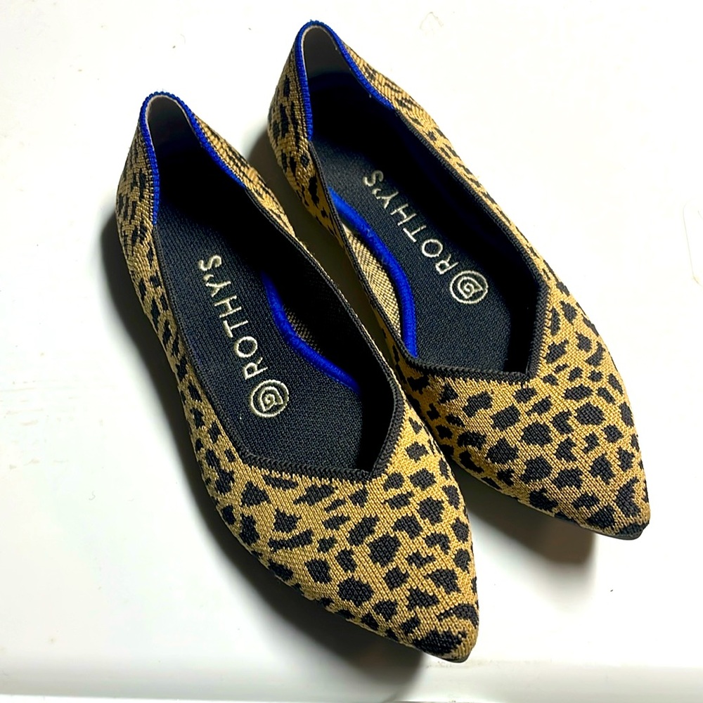 Rothy’s leopard flats point